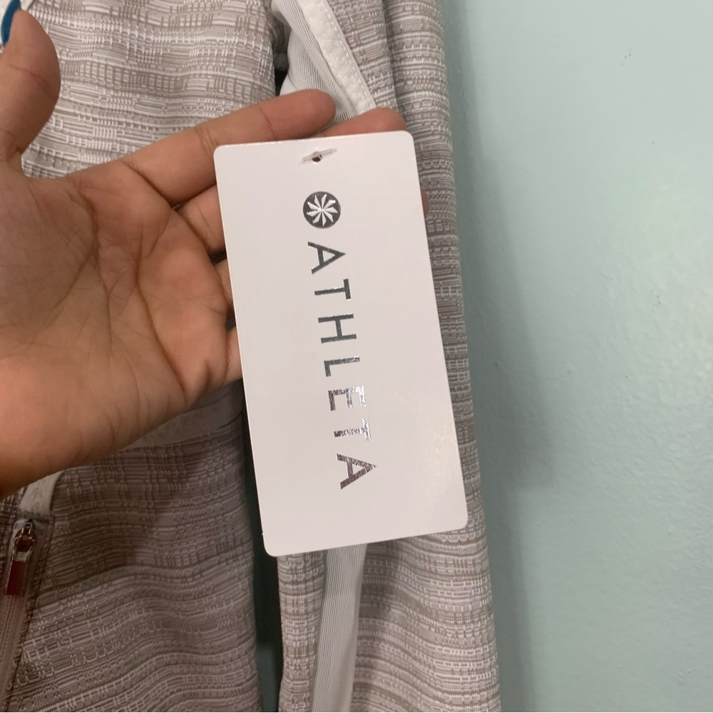 Athleta Elation Jacket Qual Medium 291952 Powervita Cream - Picture 7 of 10